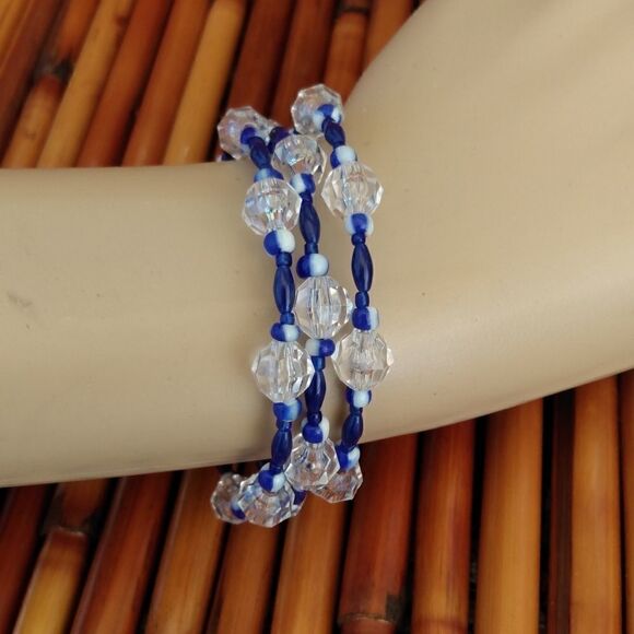 HANDMADE Blue, White & Clear Glass Wrap Around Cuff Bracelet Adjustable - Picture 4 of 9